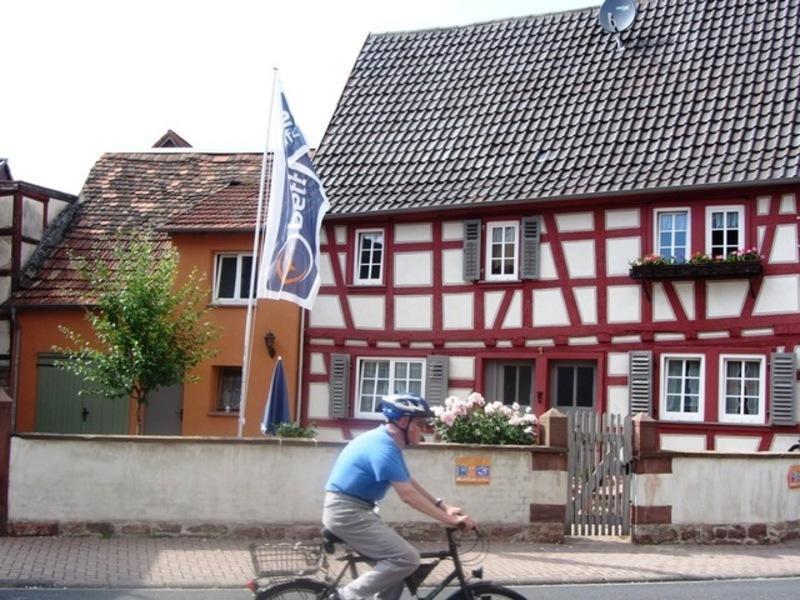 Haus Nostalgie Apartment Kleinheubach Bilik gambar